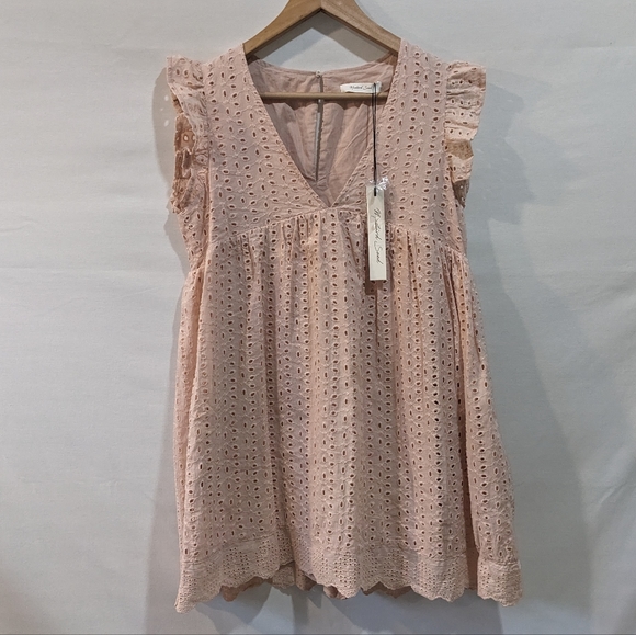 NWT Blush Pink Mustard Seed 100% Cotton Eyelet Babydoll Dress Romper Size M - Picture 1 of 11